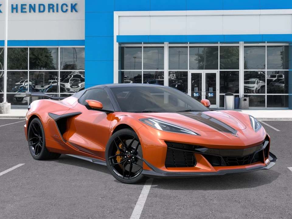 2027 Chevrolet Corvette C8 Z06 - Image 9 of 31