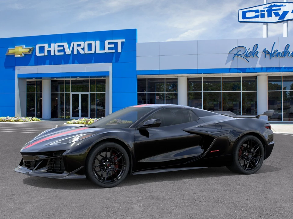 2027 Chevrolet Corvette C8 Z06 - Image 28 of 31