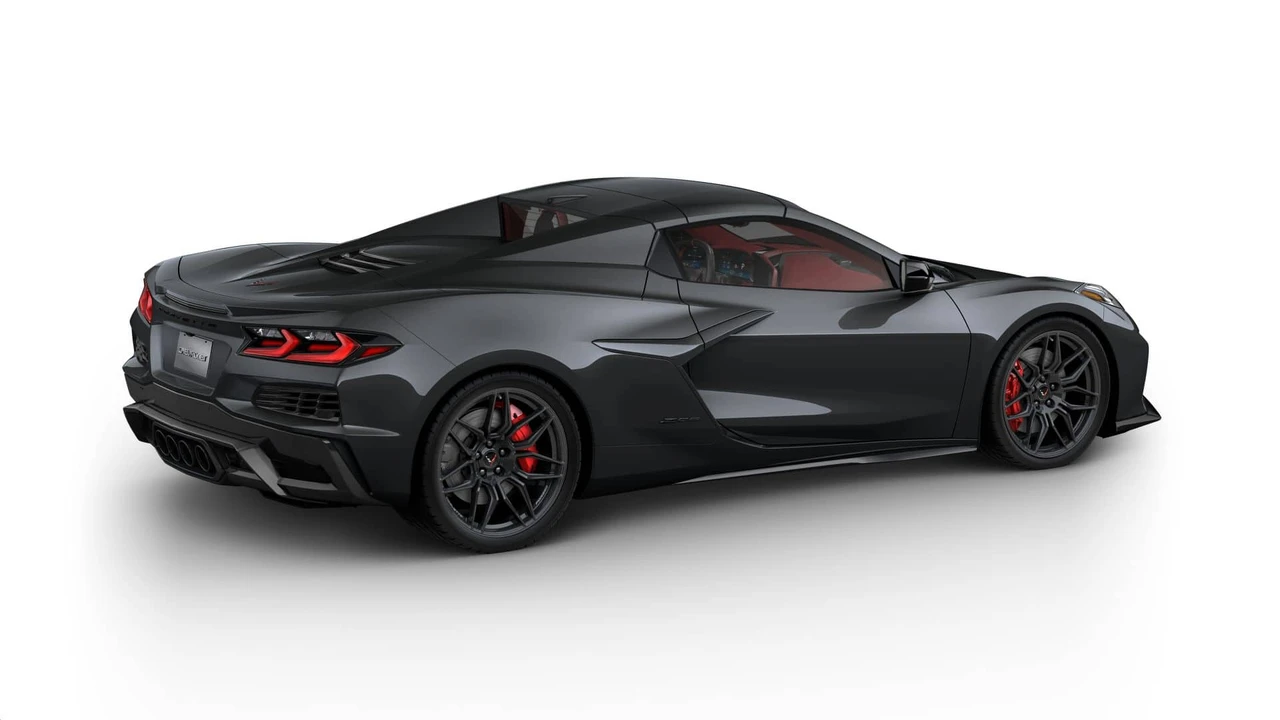 2027 Chevrolet Corvette C8 Z06 - Image 28 of 31