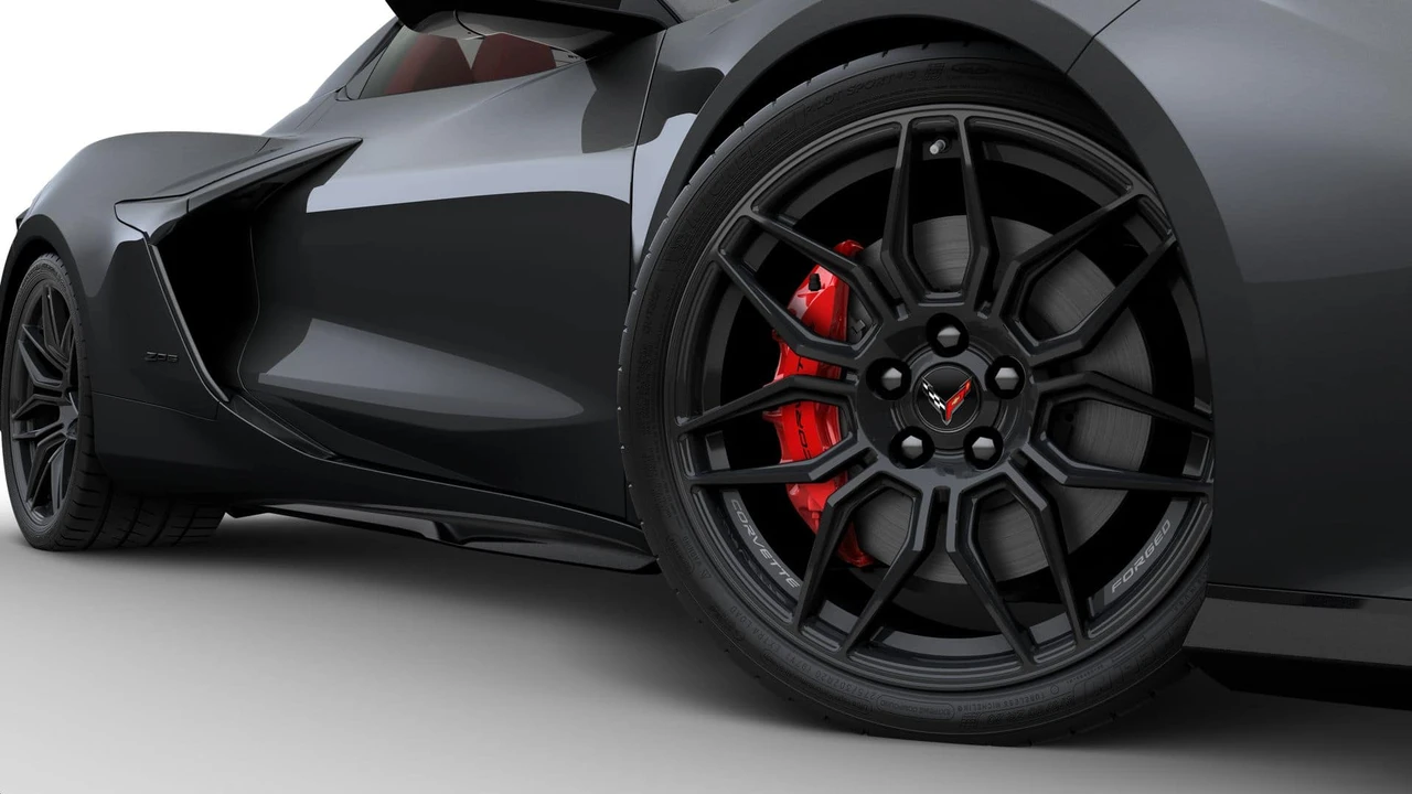2027 Chevrolet Corvette C8 Z06 - Image 30 of 31