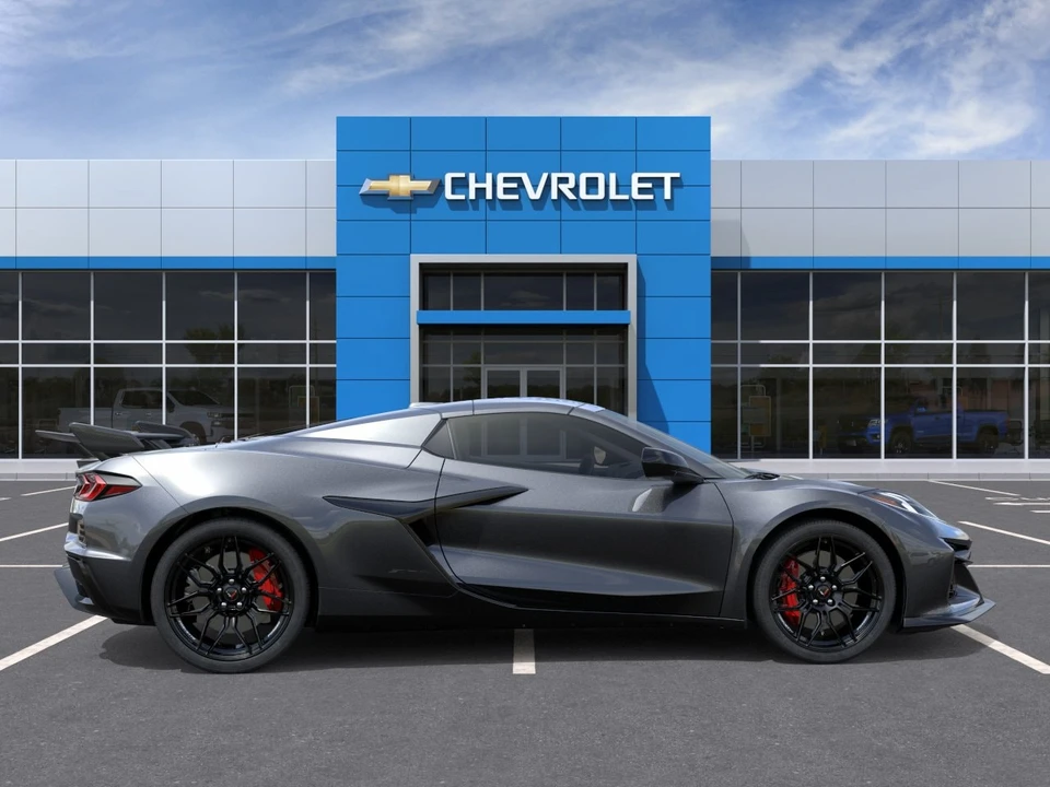 2027 Chevrolet Corvette C8 Z06 - Image 5 of 31