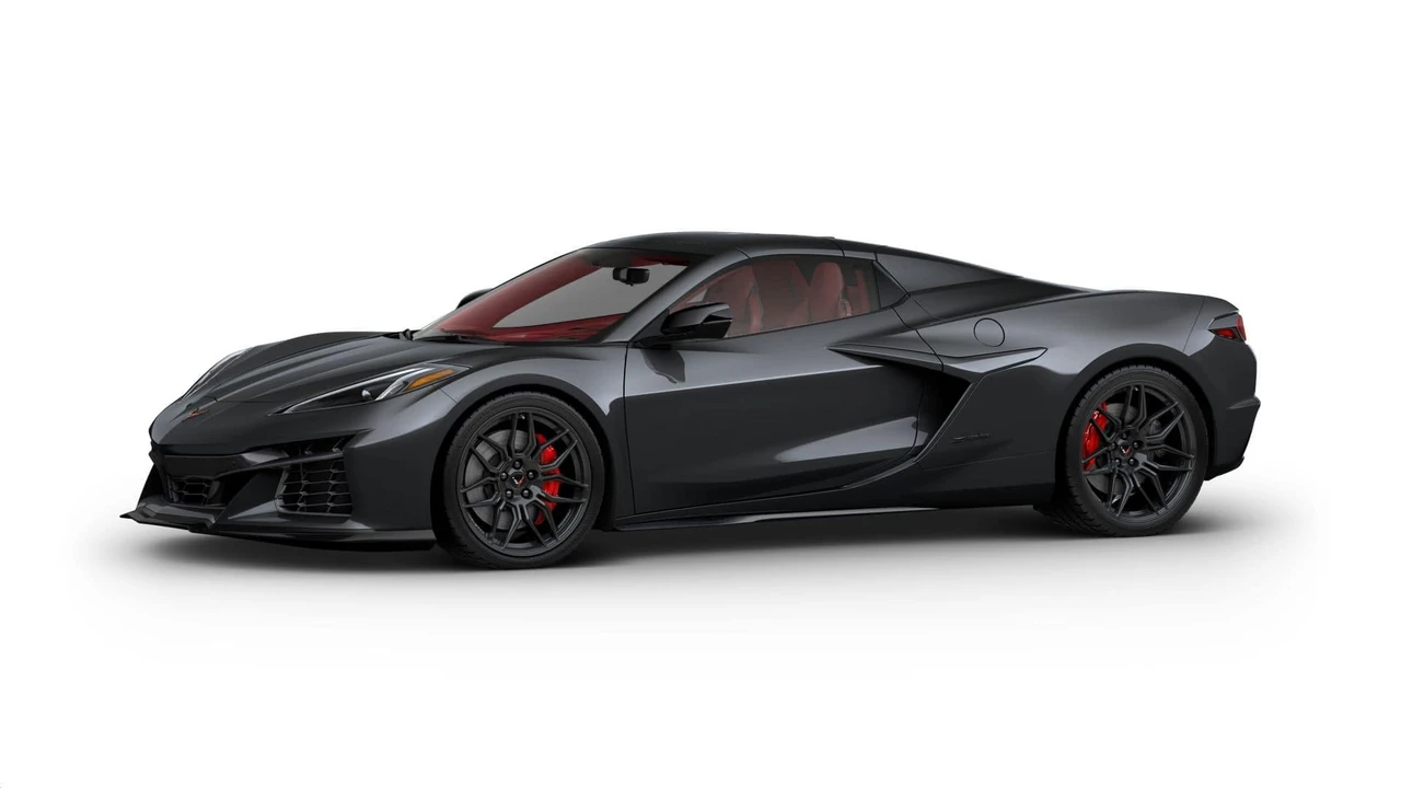 2027 Chevrolet Corvette C8 Z06 - Image 26 of 31