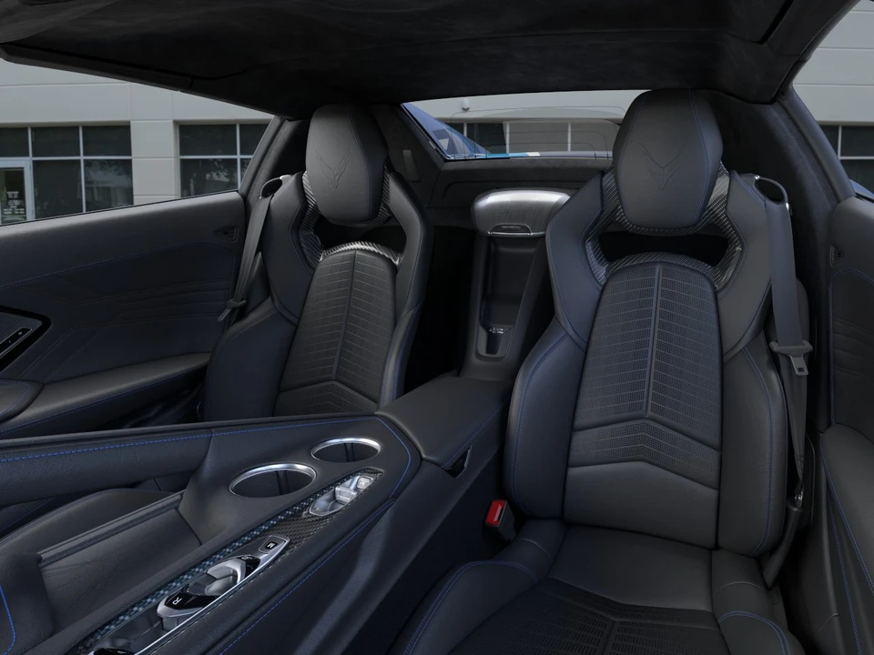 2027 Chevrolet Corvette C8 Z06 - Image 15 of 31