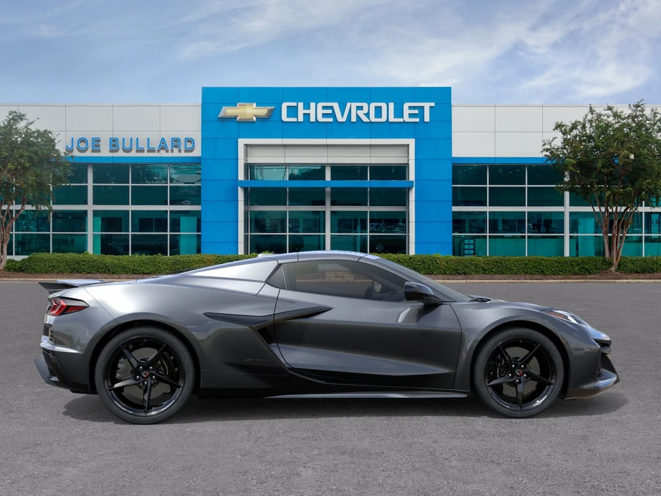 2027 Chevrolet Corvette C8 Z06 - Image 5 of 31