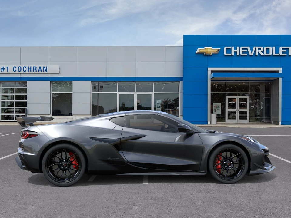 2027 Chevrolet Corvette C8 Z06 - Image 5 of 31