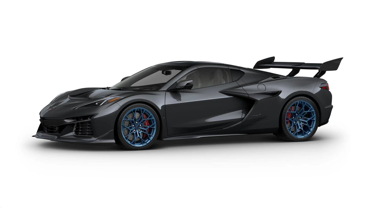 2027 Chevrolet Corvette C8 ZR1 - Image 3 of 12