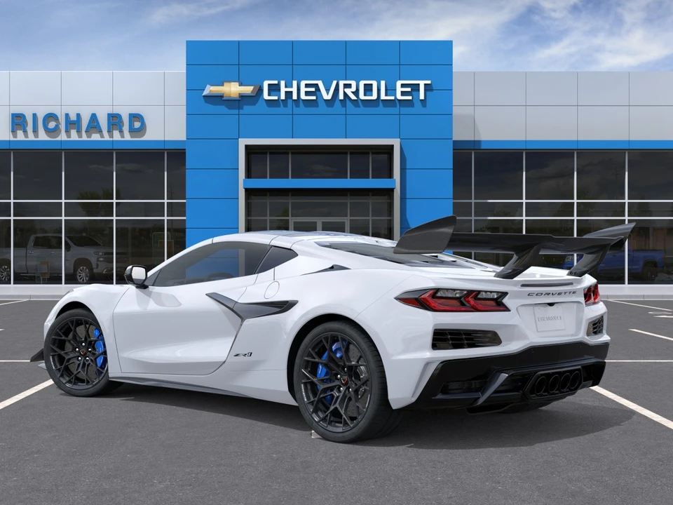 2027 Chevrolet Corvette C8 ZR1 - Image 3 of 31