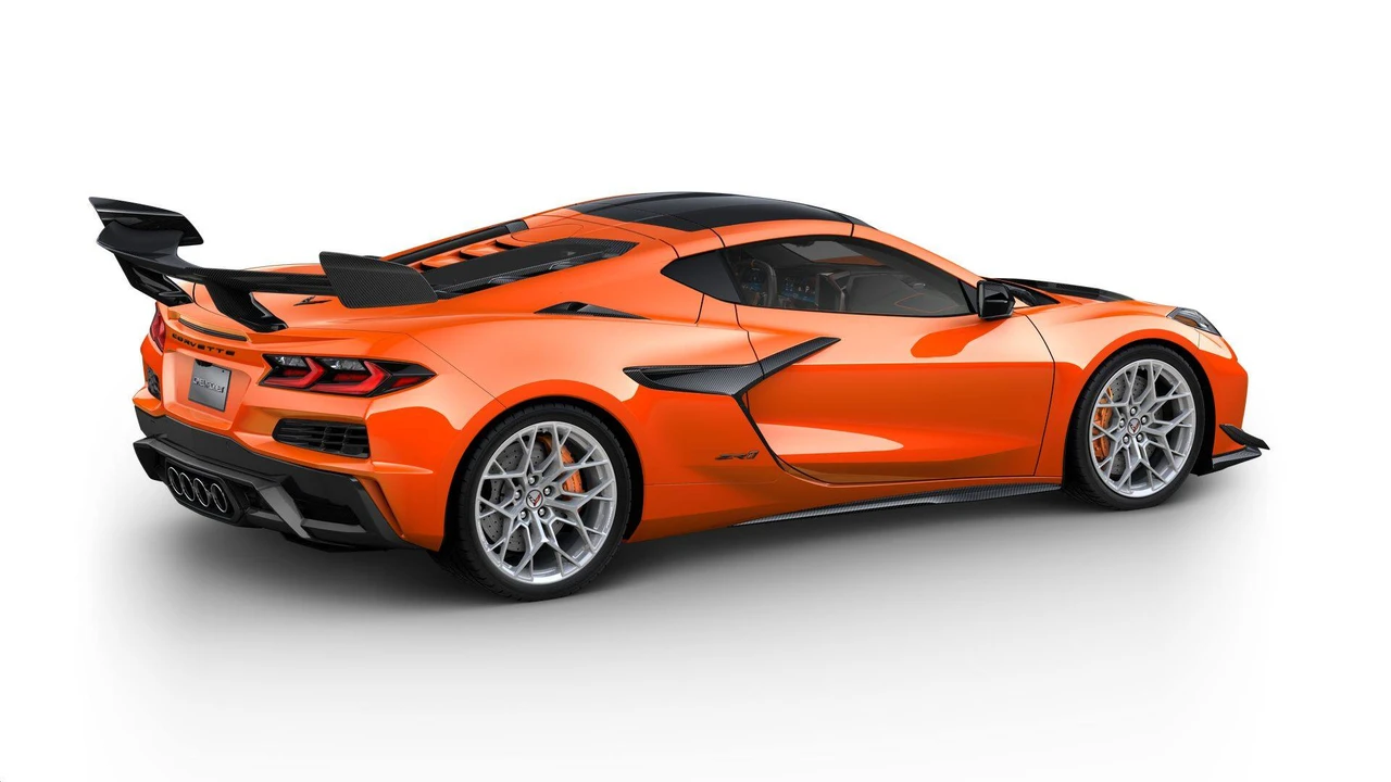 2027 Chevrolet Corvette C8 ZR1 - Image 5 of 12