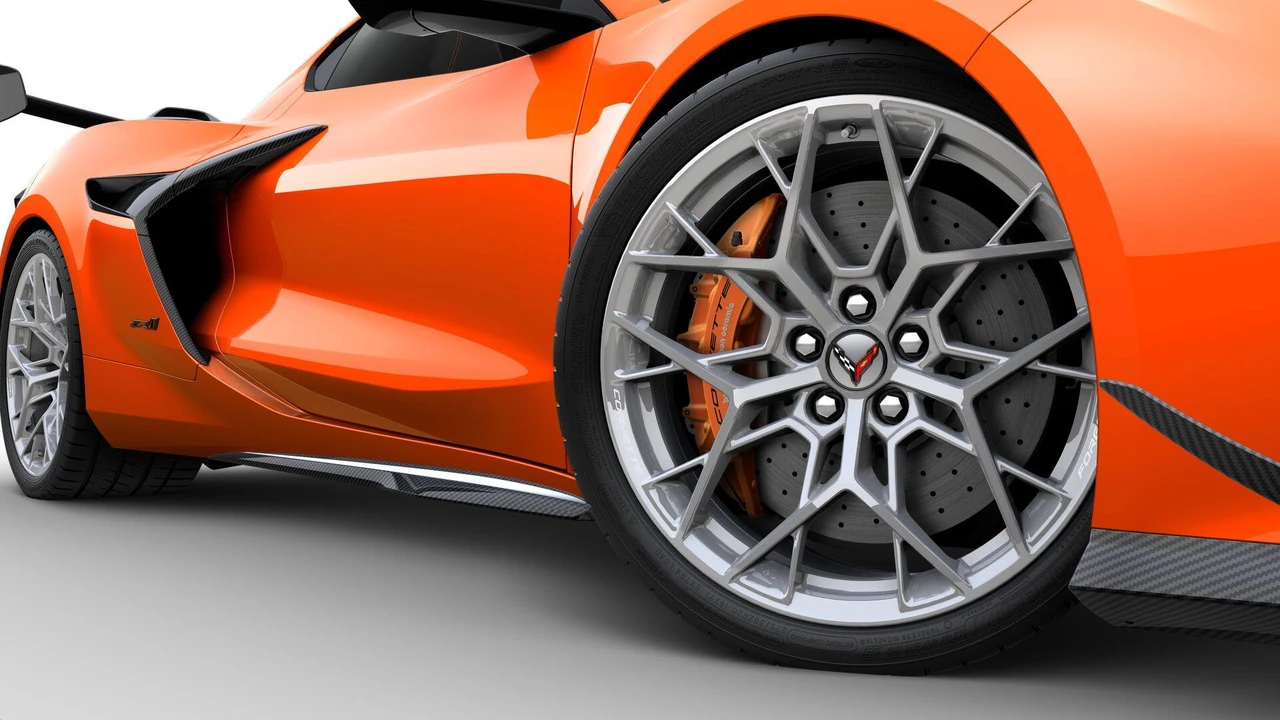 2027 Chevrolet Corvette C8 ZR1 - Image 7 of 12