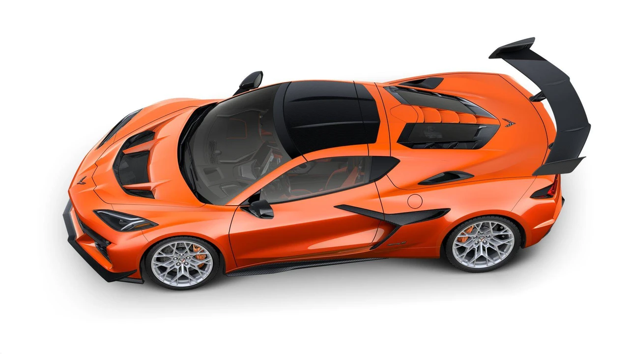 2027 Chevrolet Corvette C8 ZR1 - Image 8 of 12
