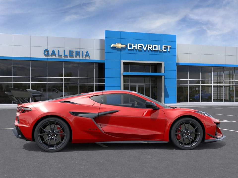 2027 Chevrolet Corvette C8 ZR1 - Image 5 of 31