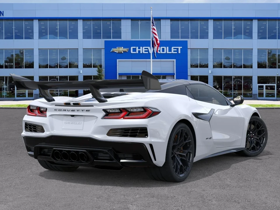 2027 Chevrolet Corvette C8 ZR1 - Image 4 of 31
