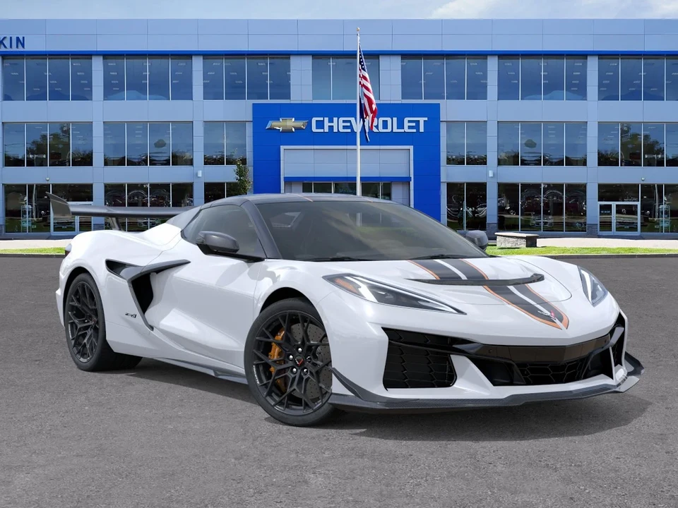 2027 Chevrolet Corvette C8 ZR1 - Image 7 of 31
