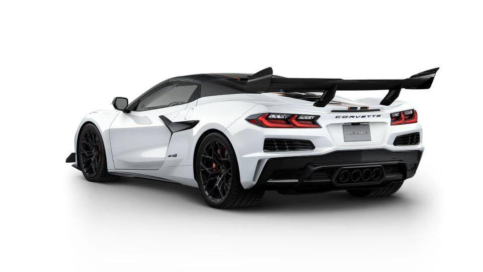 2027 Chevrolet Corvette C8 ZR1 - Image 29 of 31