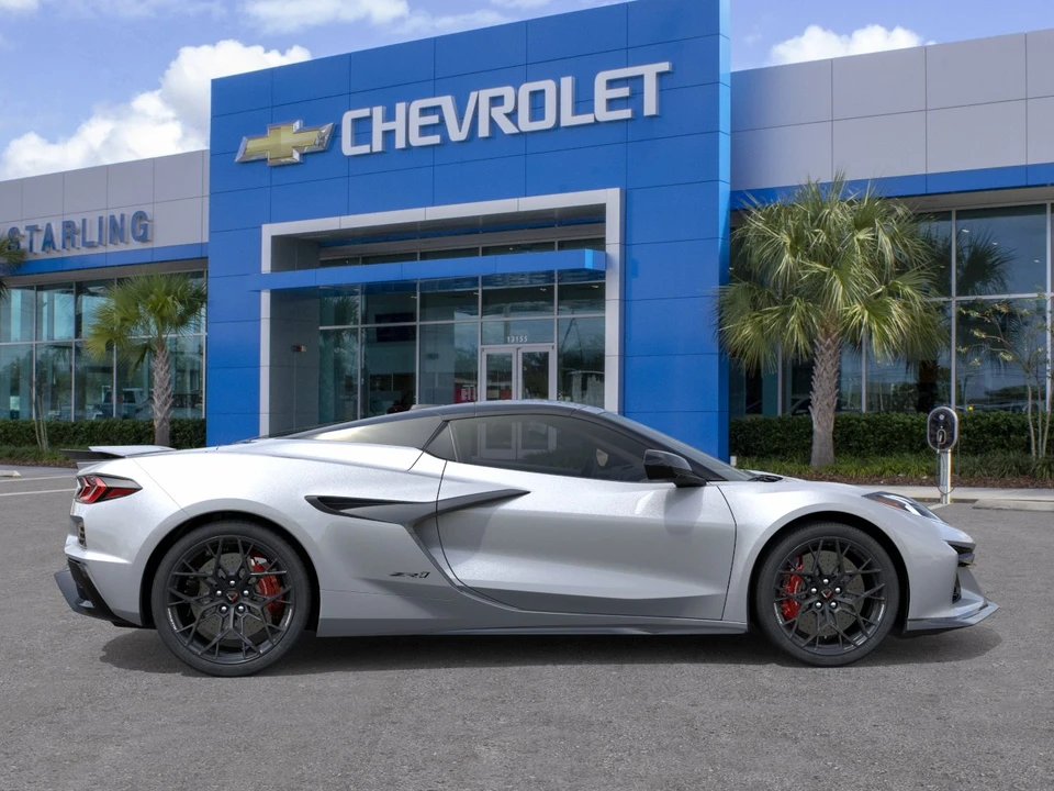 2027 Chevrolet Corvette C8 ZR1 - Image 5 of 24