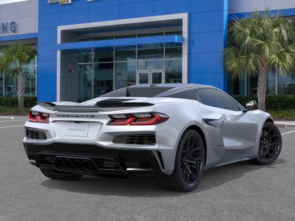 2027 Chevrolet Corvette C8 ZR1 - Image 4 of 24