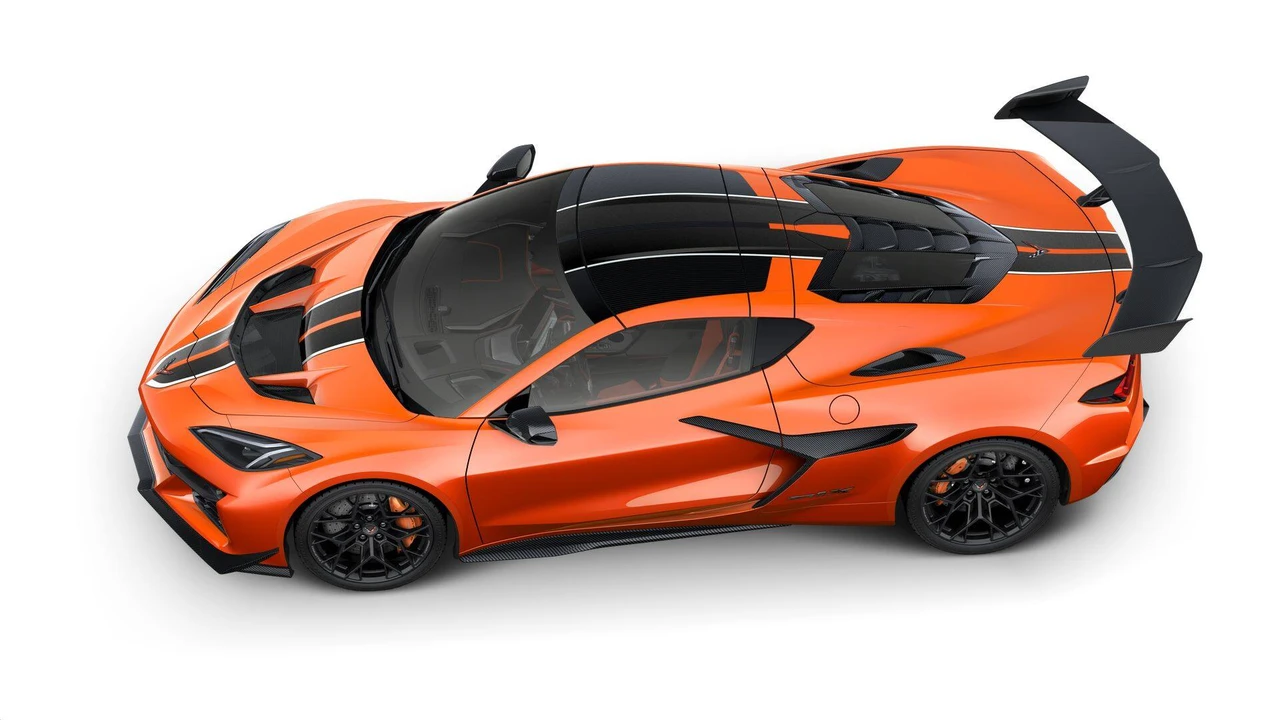 2027 Chevrolet Corvette C8 ZR1X - Image 8 of 12