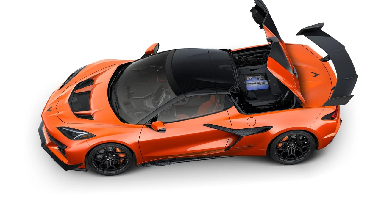 2027 Chevrolet Corvette C8 ZR1X - Image 8 of 12