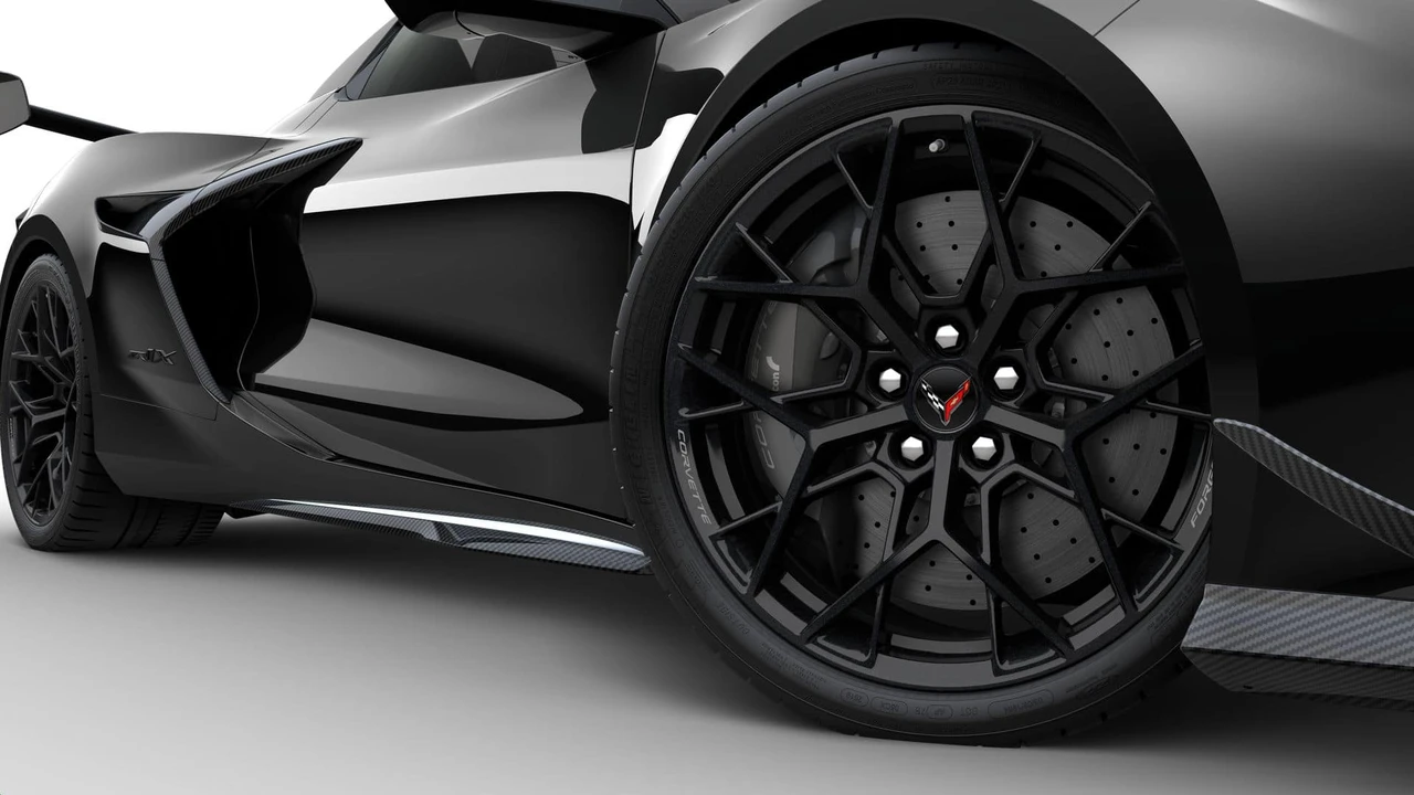 2027 Chevrolet Corvette C8 ZR1X - Image 7 of 12