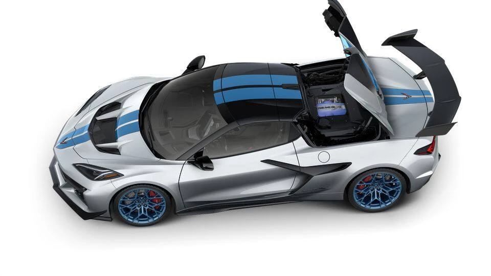 2027 Chevrolet Corvette C8 ZR1X - Image 9 of 13