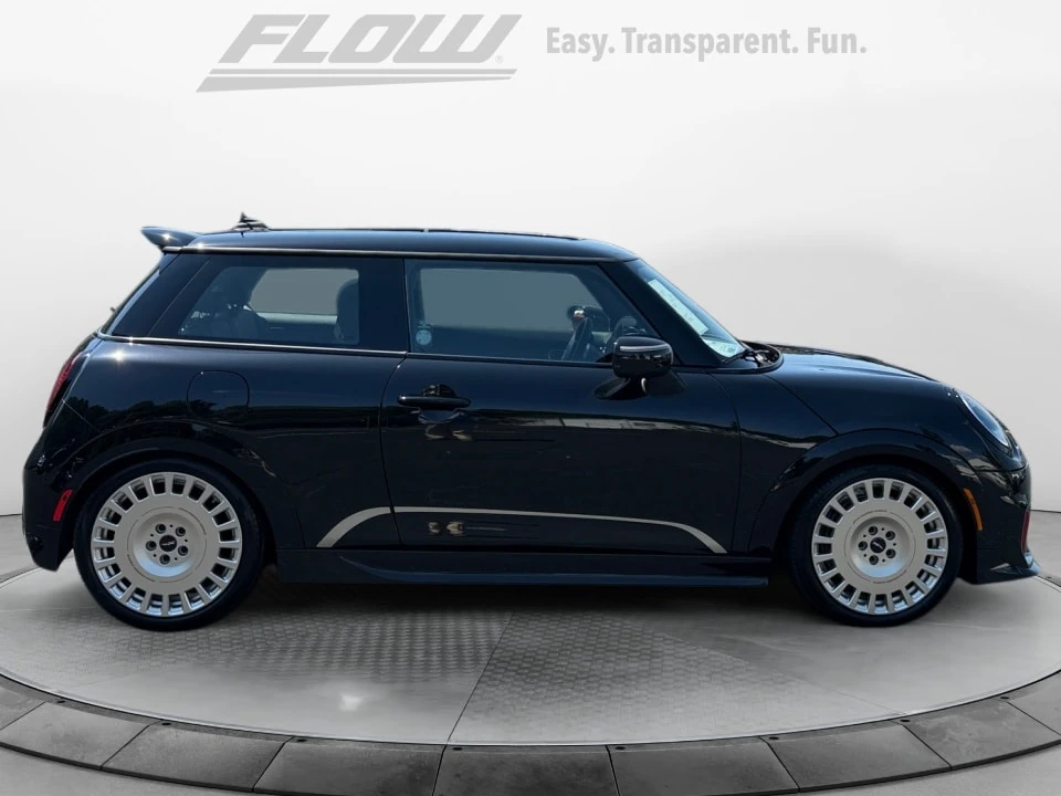 2027 Mini Mini 4th Gen - Image 8 of 31