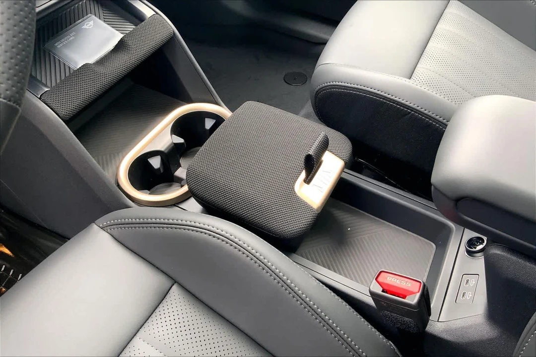 2027 Mini Countryman 3rd Gen - Image 7 of 19