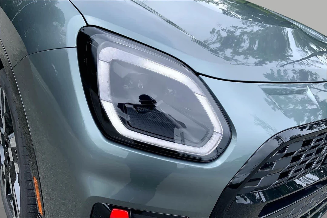 2027 Mini Countryman 3rd Gen - Image 13 of 19
