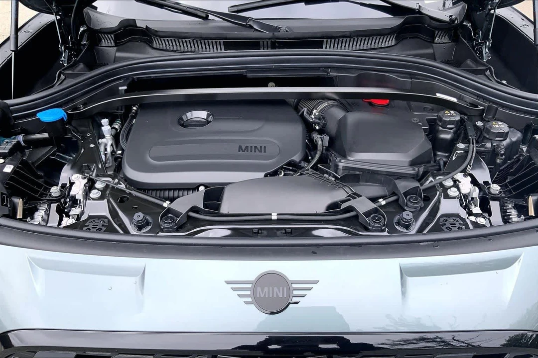 2027 Mini Countryman 3rd Gen - Image 16 of 19