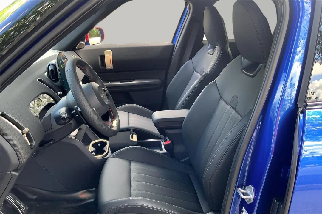 2027 Mini Countryman 3rd Gen - Image 9 of 19