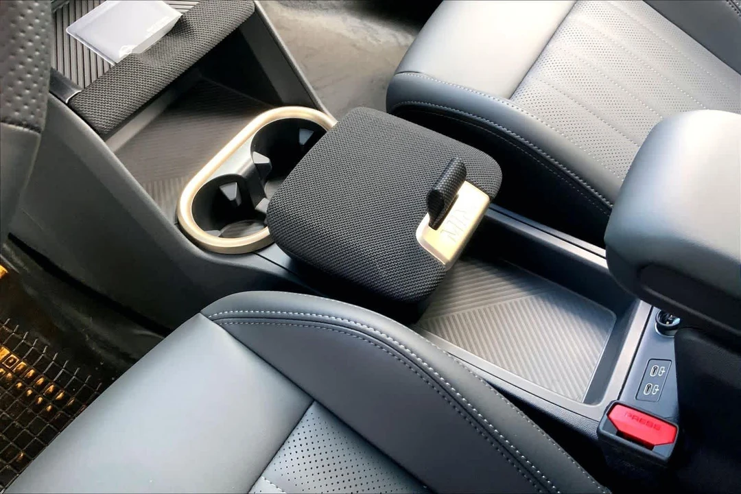 2027 Mini Countryman 3rd Gen - Image 7 of 19