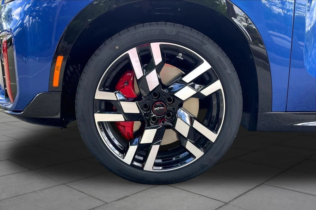 2027 Mini Countryman 3rd Gen - Image 11 of 19