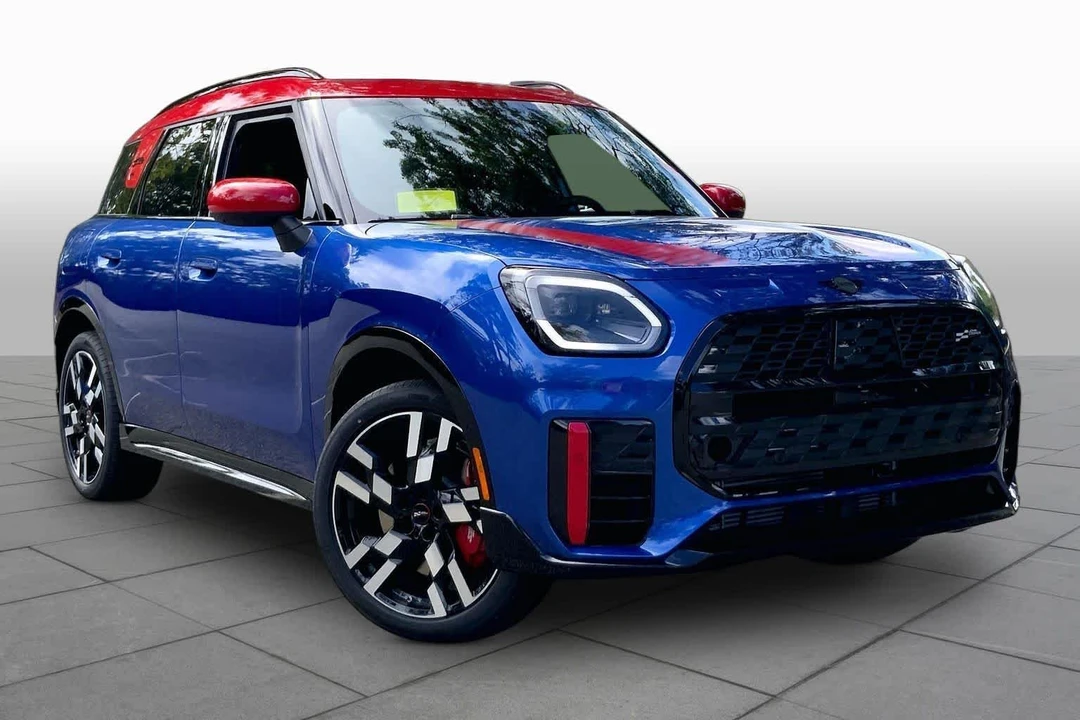 2027 Mini Countryman 3rd Gen - Image 2 of 19