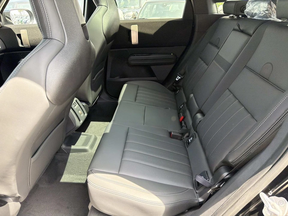 2027 Mini Countryman 3rd Gen - Image 9 of 22