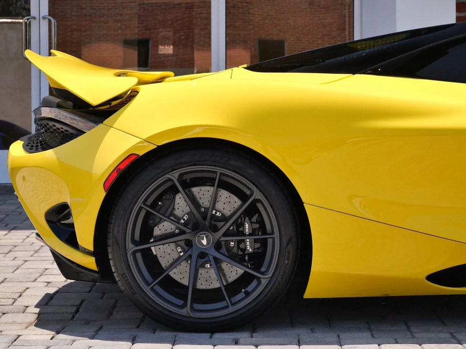 2027 McLaren 750S Spider - Image 13 of 27