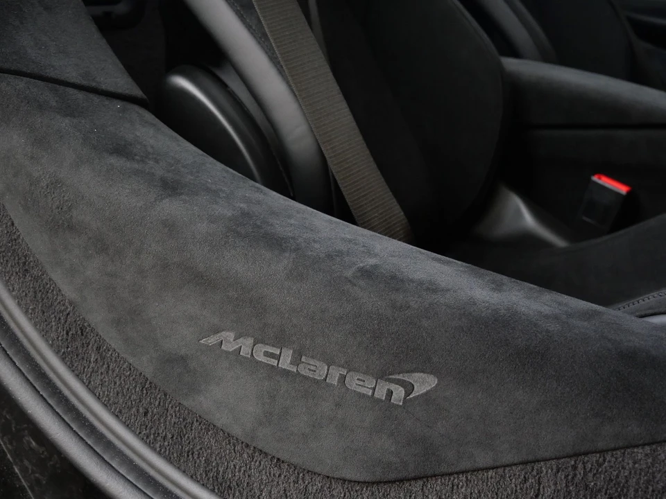 2027 McLaren 750S Spider - Image 22 of 27