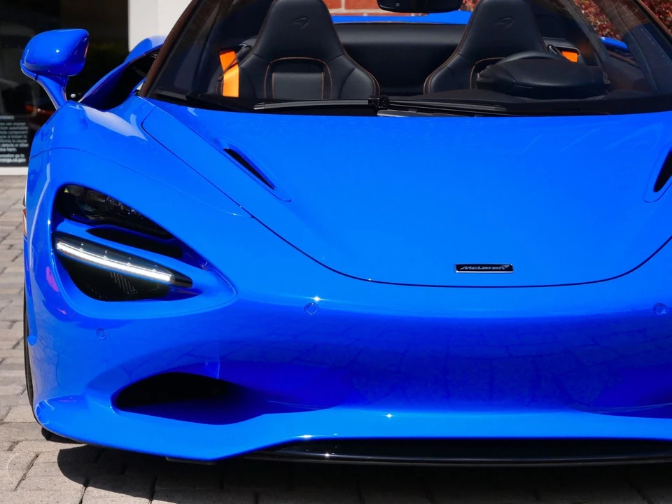 2027 McLaren 750S Spider - Image 17 of 28
