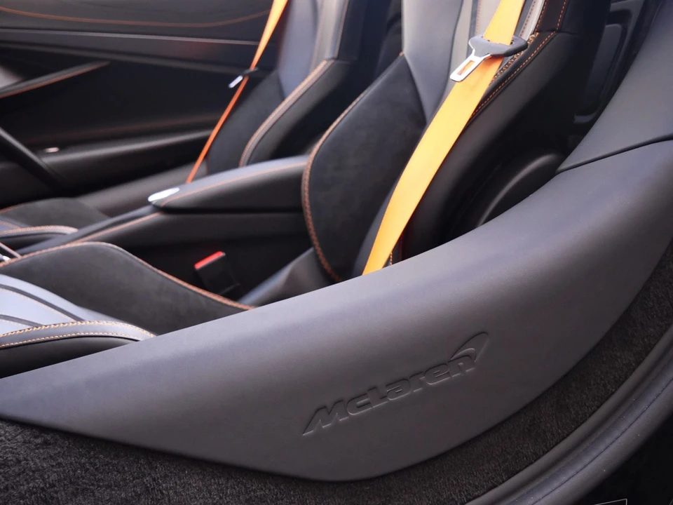 2027 McLaren 750S Spider - Image 22 of 28