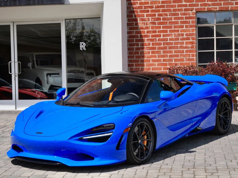 2027 McLaren 750S Spider - Image 19 of 28