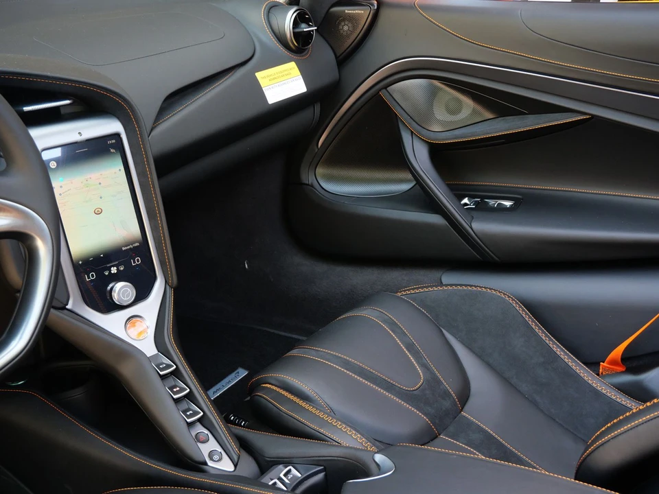 2027 McLaren 750S Spider - Image 21 of 29