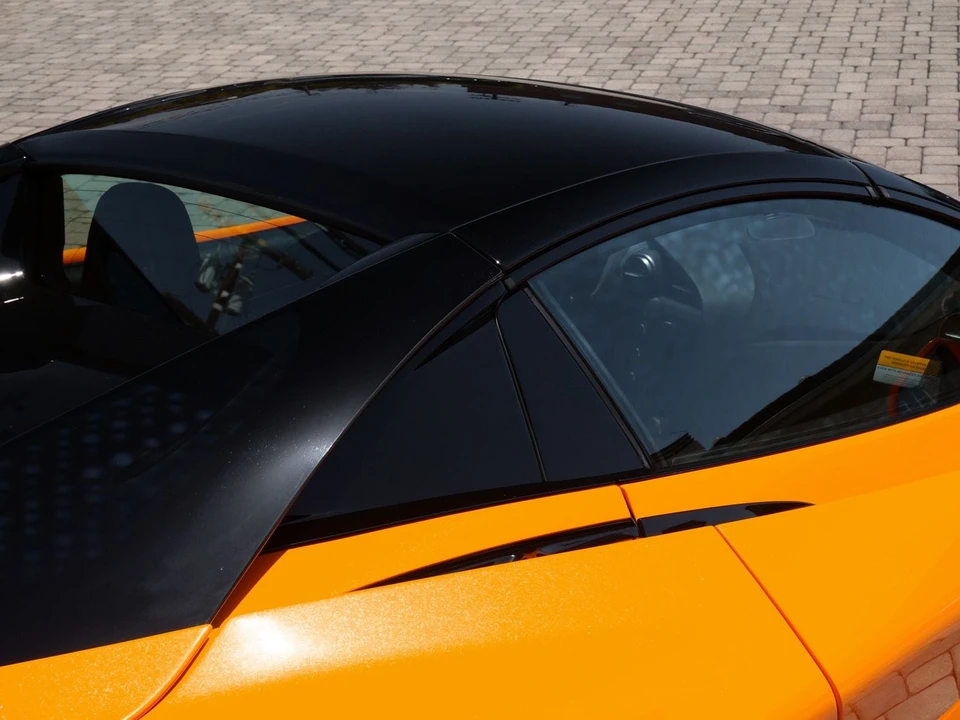 2027 McLaren 750S Spider - Image 19 of 29