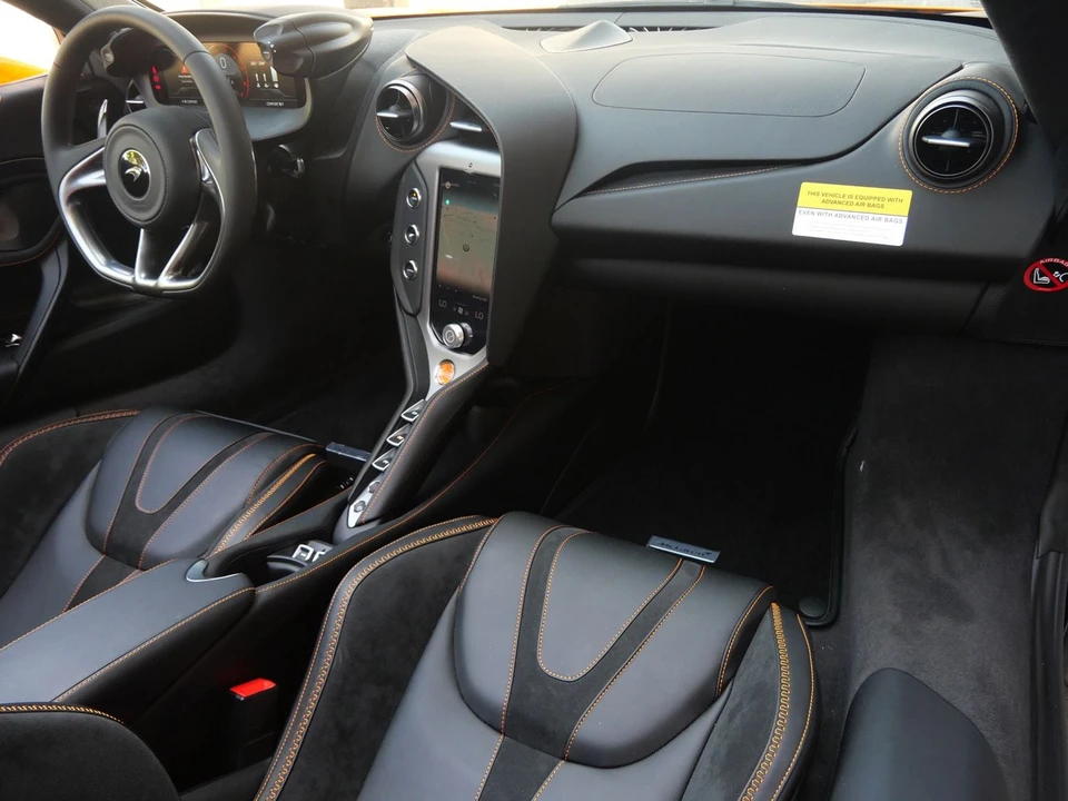 2027 McLaren 750S Spider - Image 9 of 29