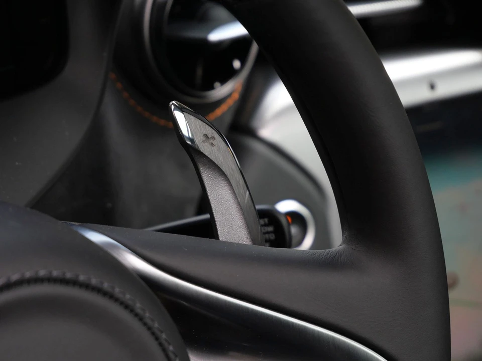 2027 McLaren 750S Coupe - Image 12 of 26