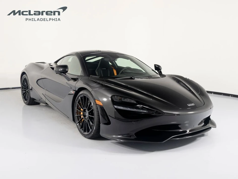 2027 McLaren 750S - Image 7 of 31