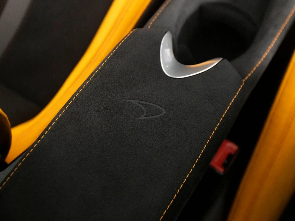 2027 McLaren 750S - Image 31 of 31