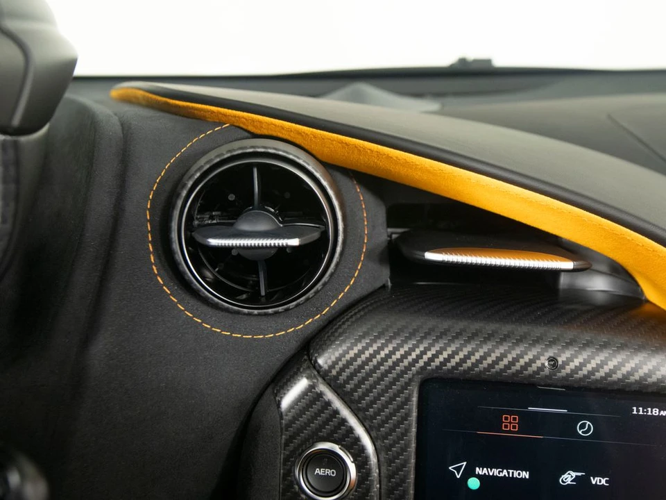 2027 McLaren 750S - Image 24 of 31