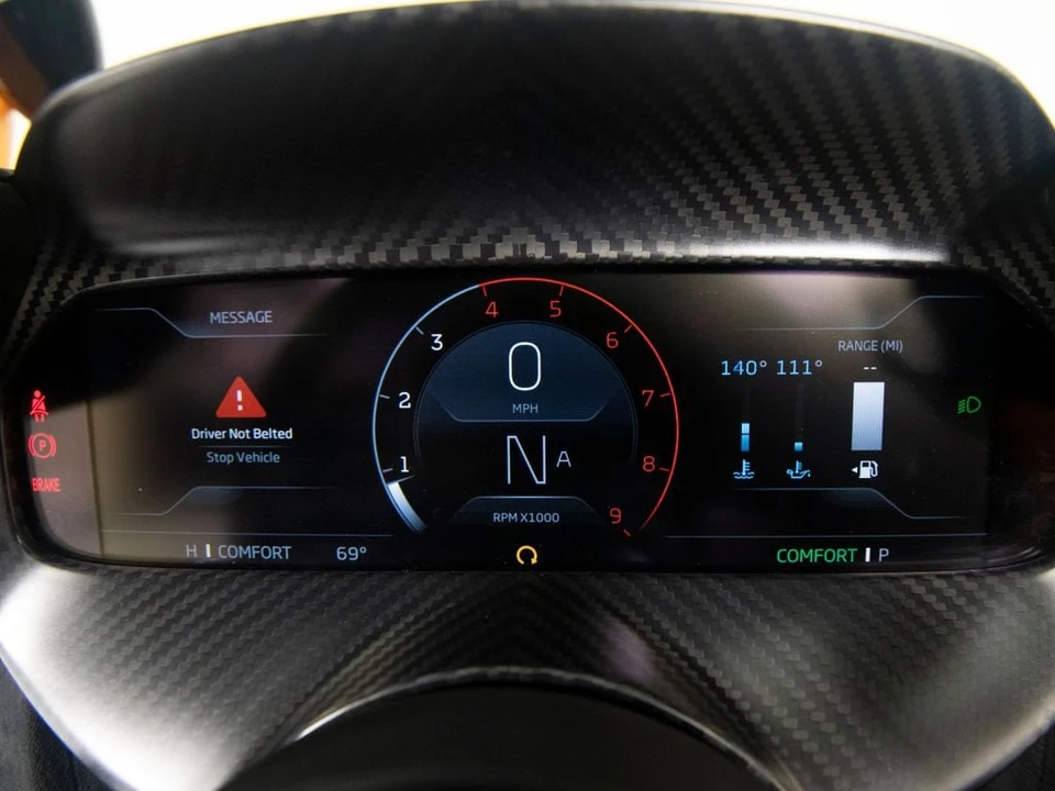 2027 McLaren 750S - Image 17 of 31