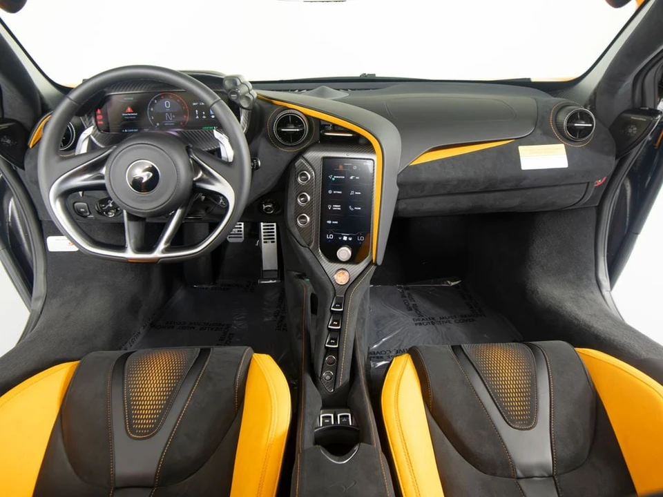 2027 McLaren 750S - Image 30 of 31