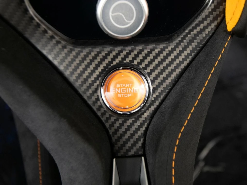2027 McLaren 750S - Image 25 of 31