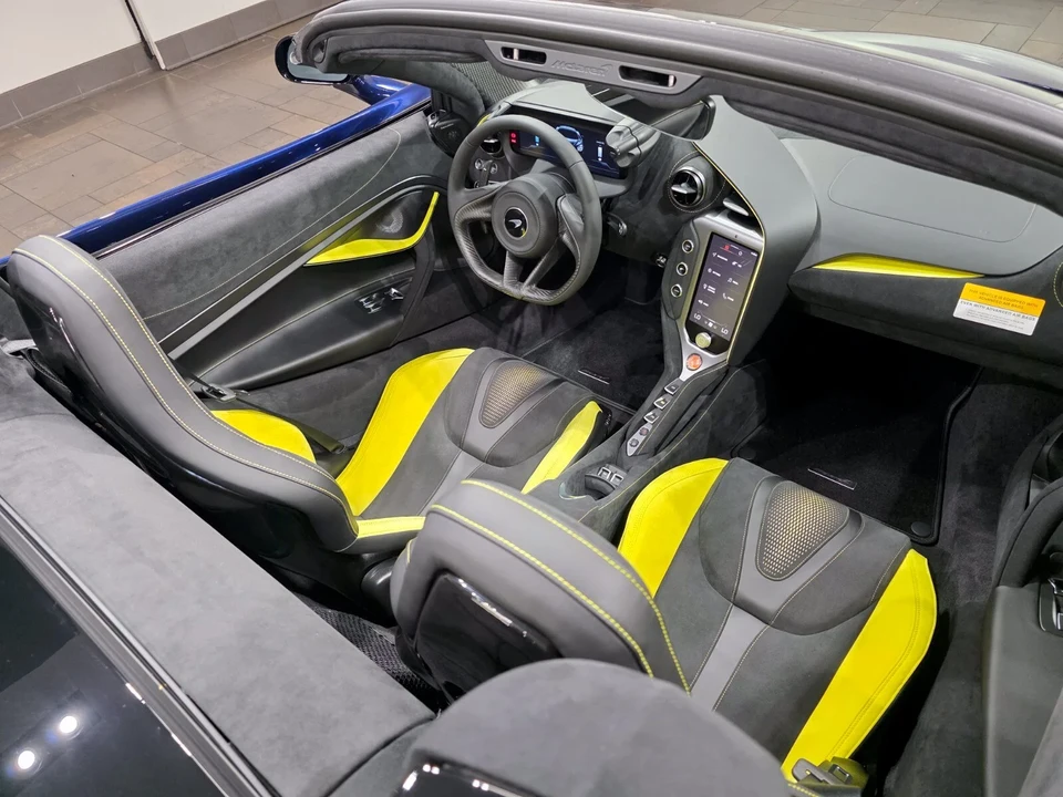 2027 McLaren 750S Spider - Image 21 of 25