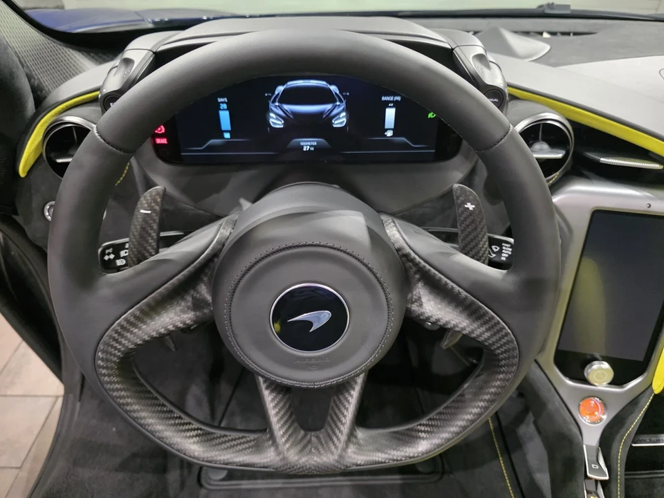 2027 McLaren 750S Spider - Image 9 of 25